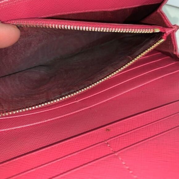 💥AUTHENTIC💥Prada Saffiano Leather Long Wallet - Picture 9 of 9